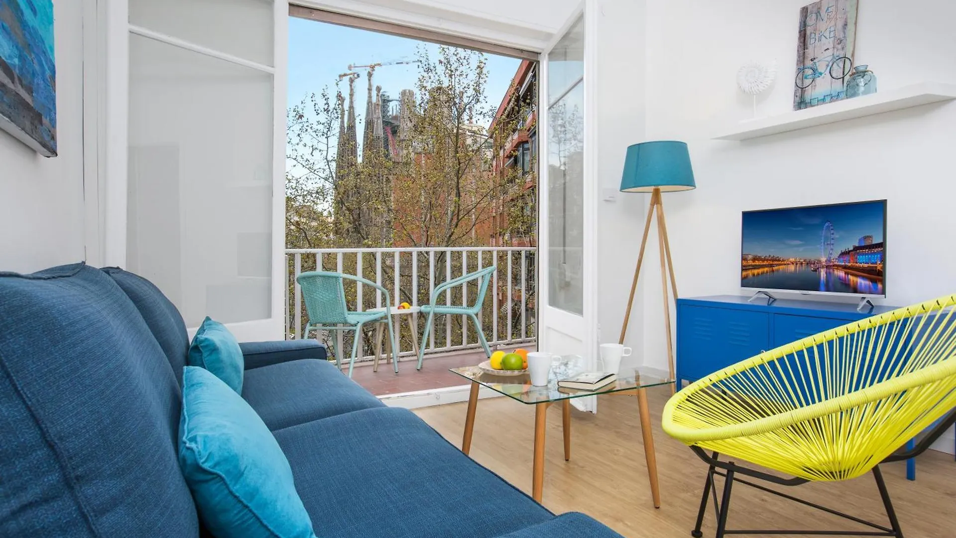 ברצלונה Stay U-Nique Apartments Gaudi I 0*,  ספרד