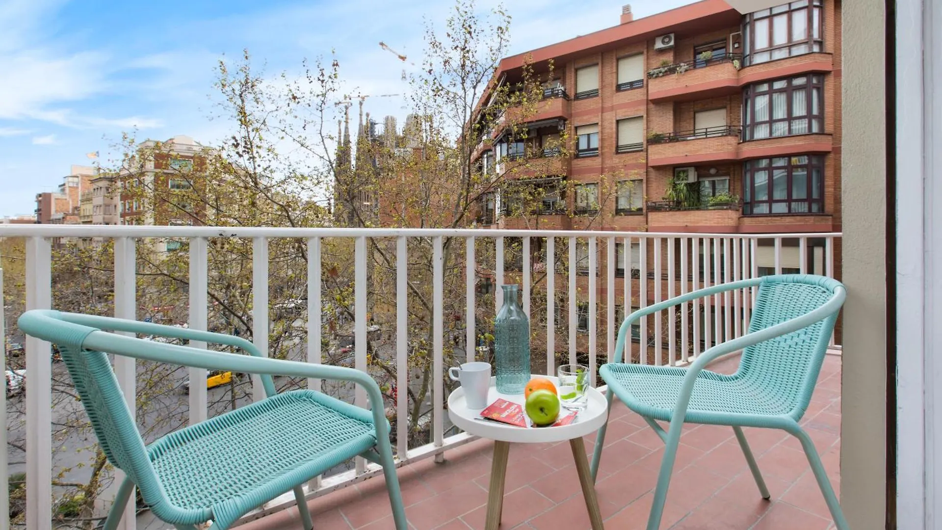 ברצלונה Stay U-Nique Apartments Gaudi I ספרד