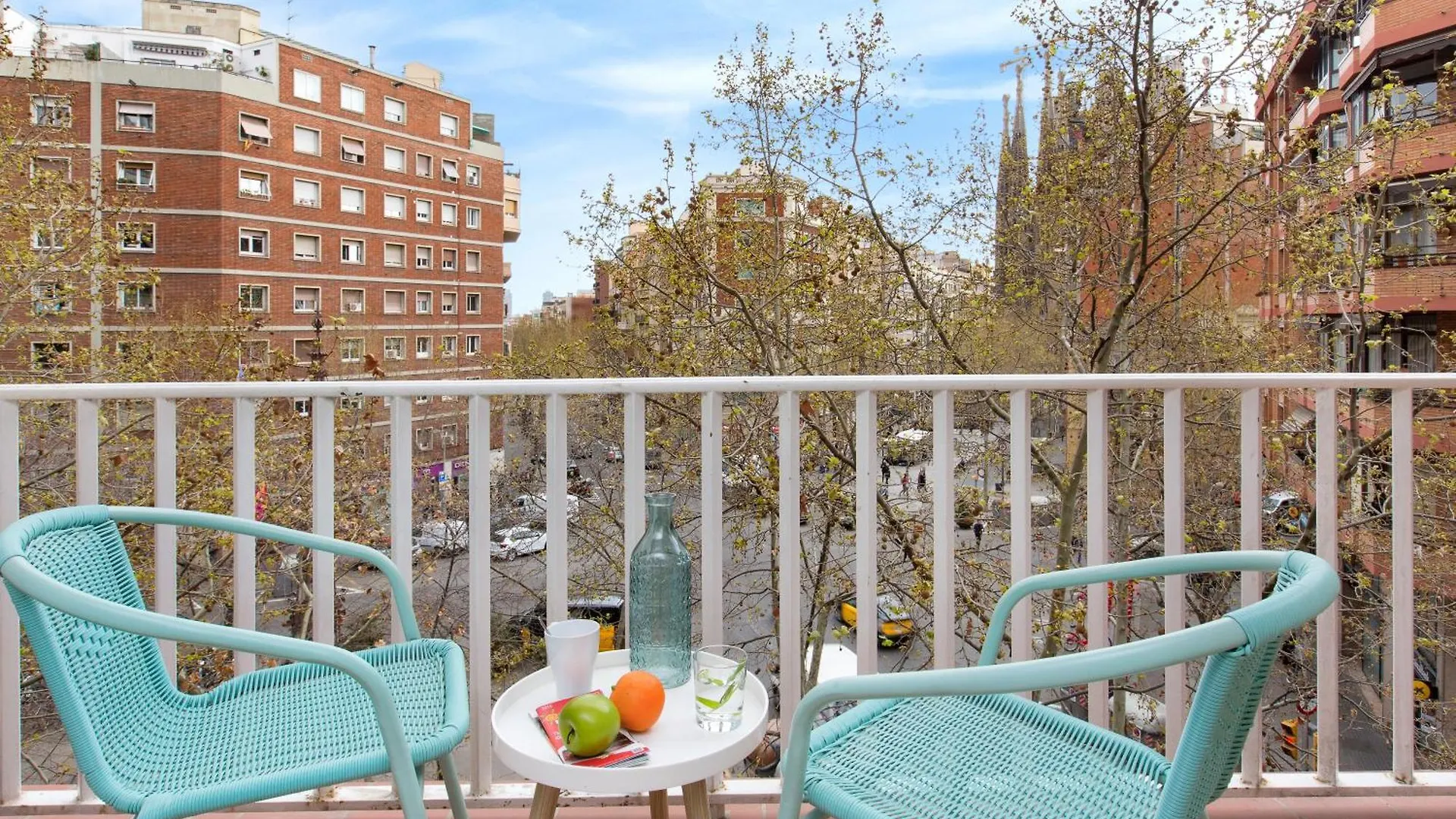 ברצלונה Stay U-Nique Apartments Gaudi I 0*,