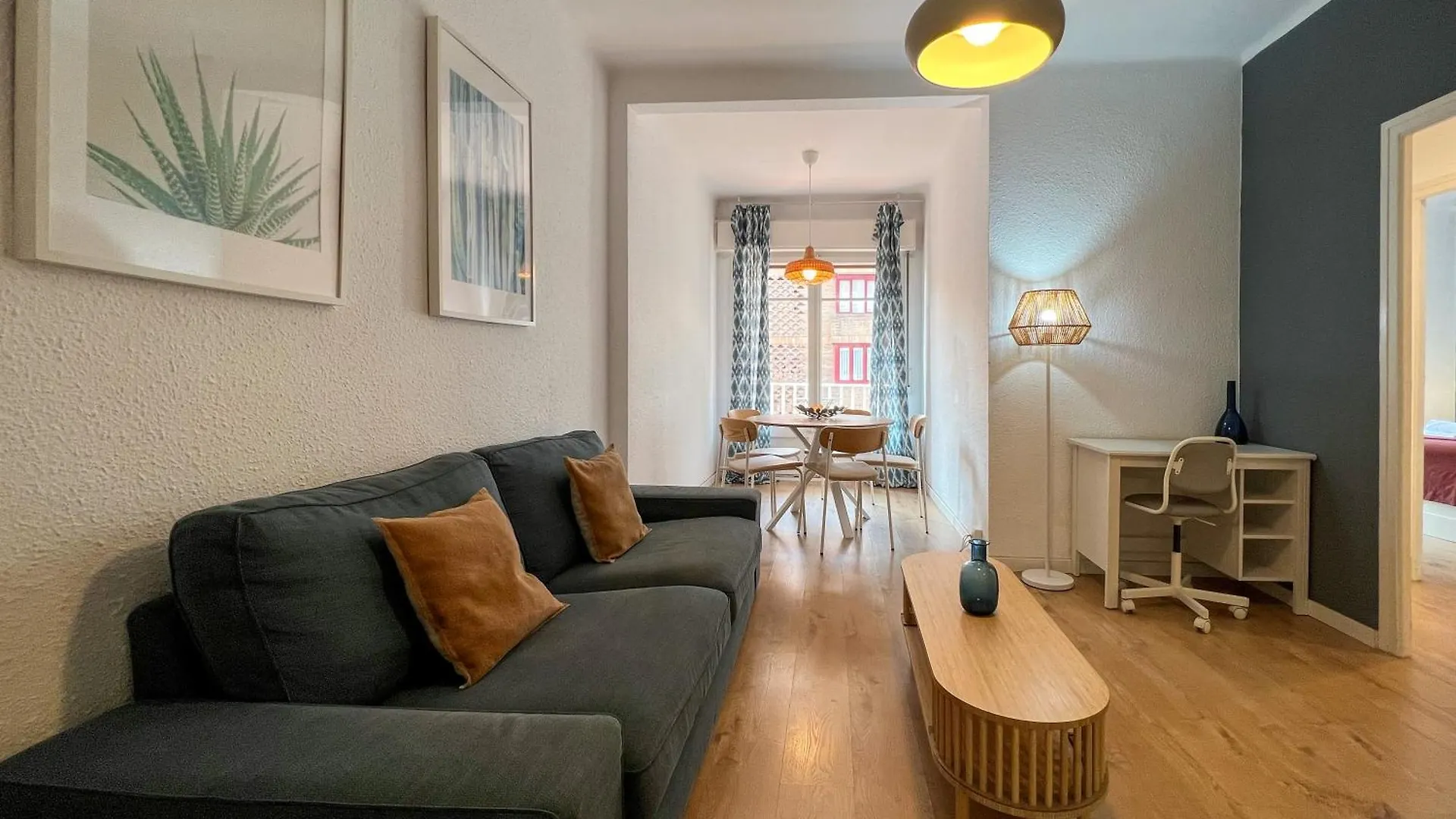 ברצלונה Stay U-Nique Apartments Gaudi I ספרד