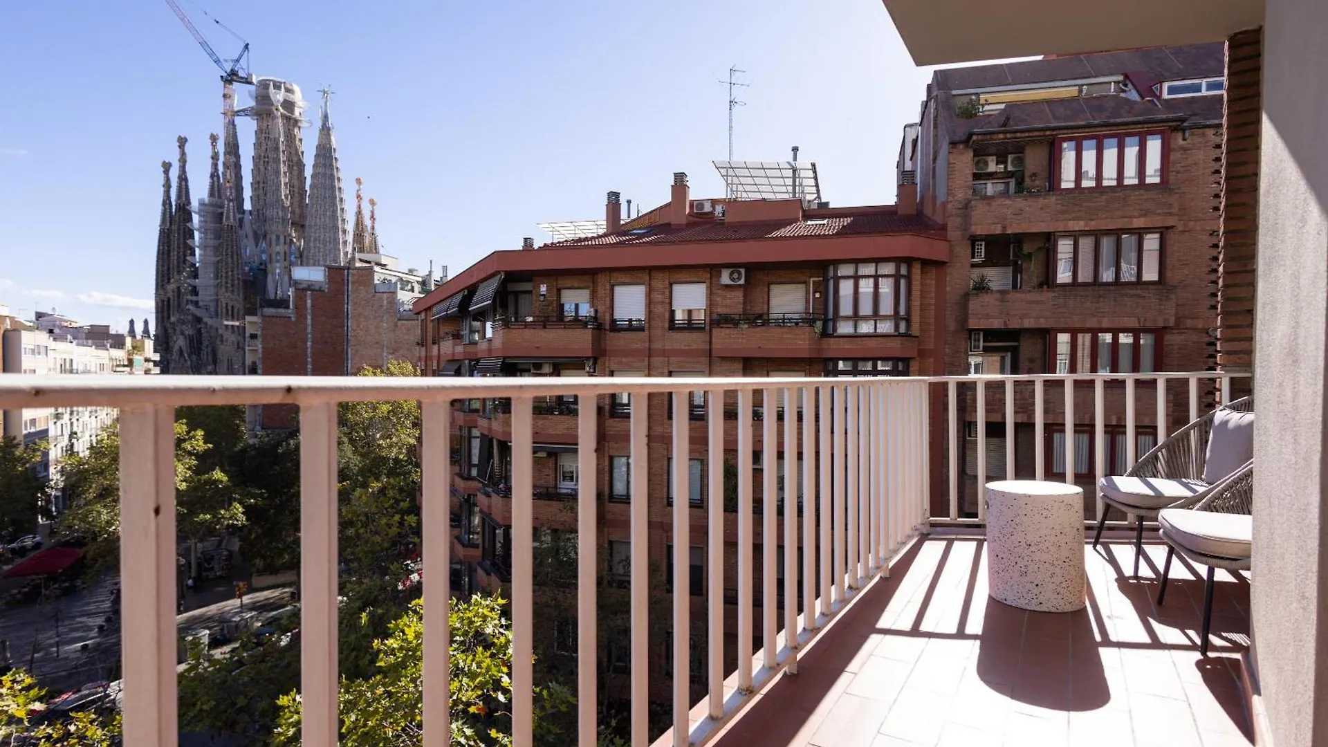 ברצלונה Stay U-Nique Apartments Gaudi I 0*,