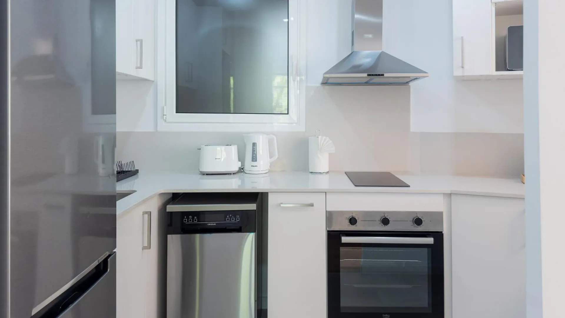 ברצלונה Stay U-Nique Apartments Gaudi I ספרד