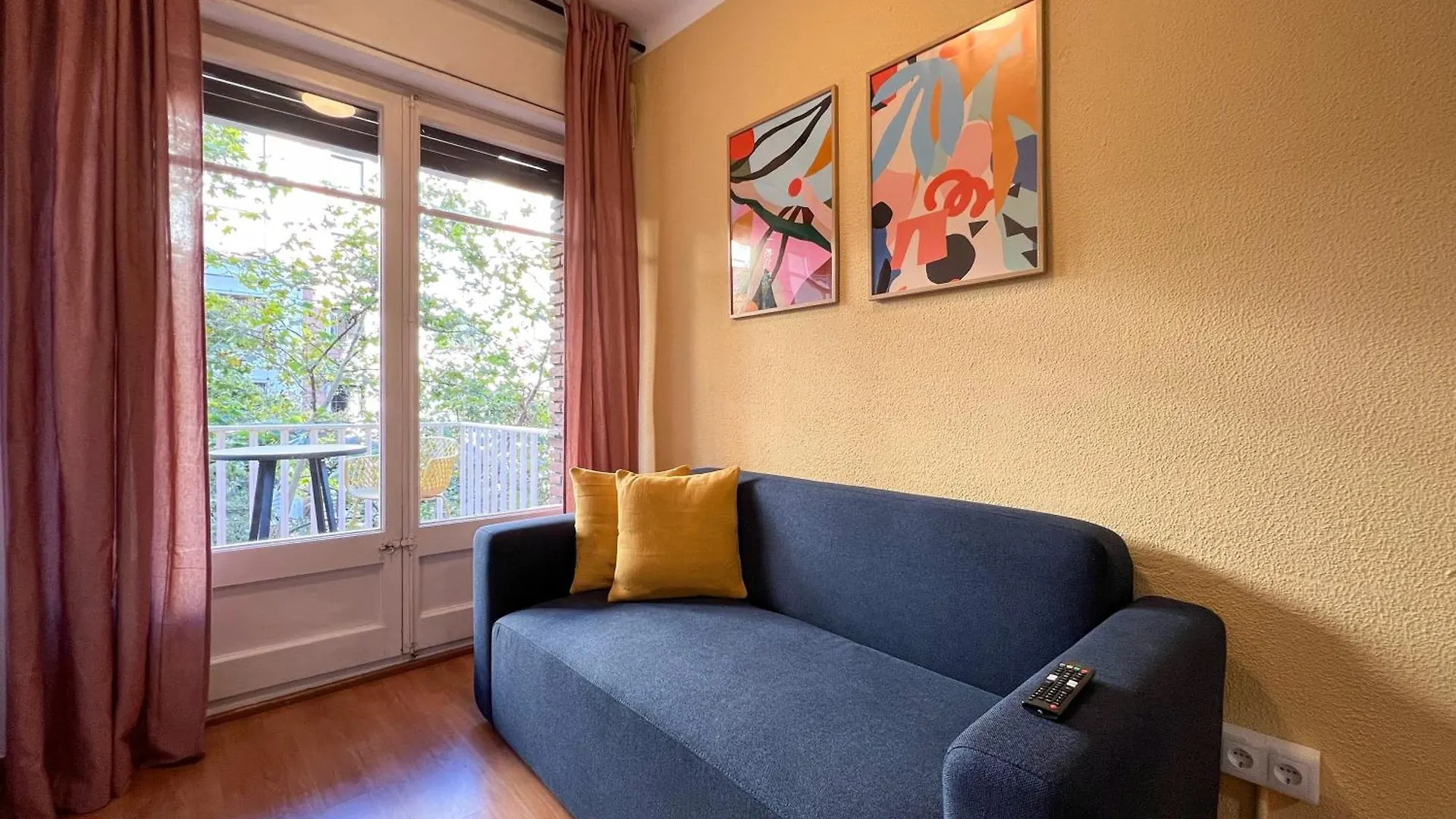 ברצלונה Stay U-Nique Apartments Gaudi I